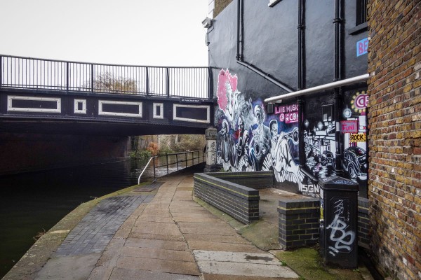 London canal stroll