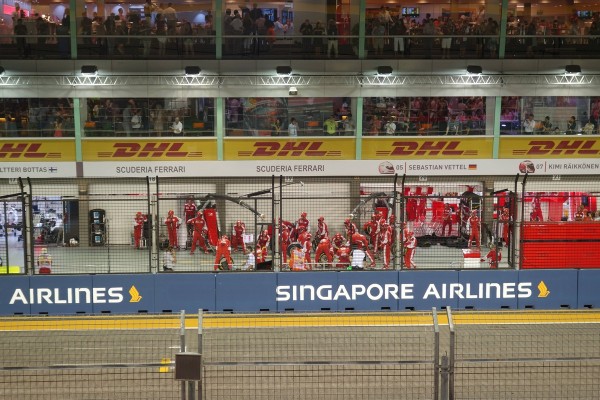 formula1-singapore-2015-10