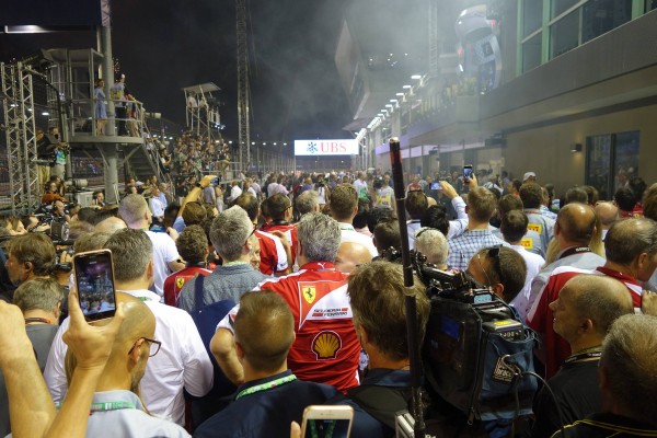 formula1-singapore-2015-14